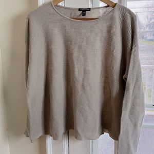 Eileen Fisher sweater top. Like new! Size Large.